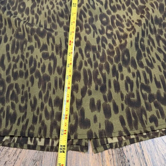 THML Olive Leopard Print Blouse w Tan Embroidered Puff Sleeves Size M - Picture 8 of 10